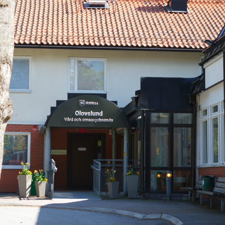 En äldreomsorg med värdighet och trygghet