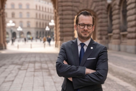 Historisk milstolpe: Sverigedemokraterna st&auml;ller upp i samtliga val